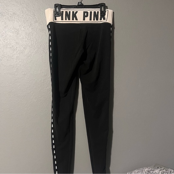 victoria secret yoga leggings - Picture 3 of 4